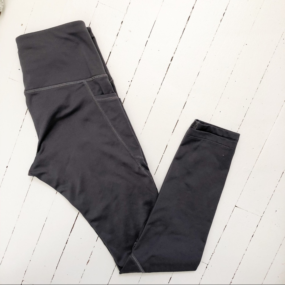 Apana Grey Workout 7/8 leggings with Pockets